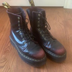 Doc Martin Jadon. Size 9. Platform